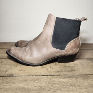 DV By Dolce Vita Women's Chelsea Ankle Booties Taupe US‎ Size 8